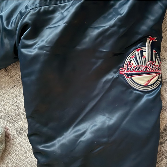 Vintage New York Bomber Jacket - Picture 3 of 9